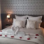 Appart hôtel Roi De Sicile - Rivoli -- Luxury Paris