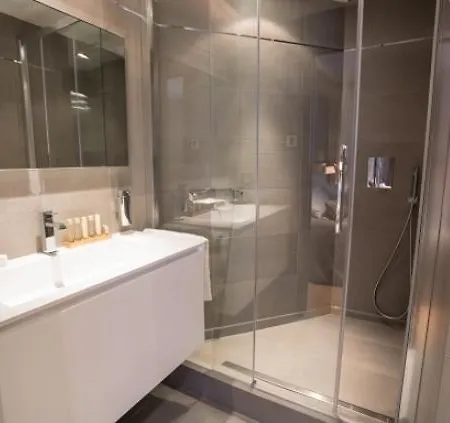 Roi De Sicile - Rivoli -- Luxury Appart hôtel 4*