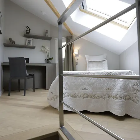 Roi De Sicile - Rivoli 4*