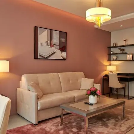 Hotel apartamentowy Roi De Sicile - Rivoli 4*