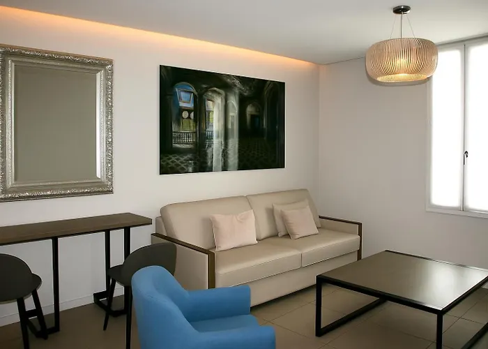 מלון דירות Roi De Sicile - Rivoli 4*