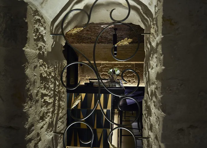 Roi De Sicile - Rivoli פריז