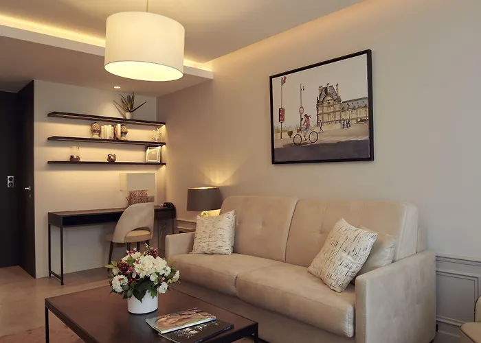 Roi De Sicile - Rivoli מלון דירות 4*