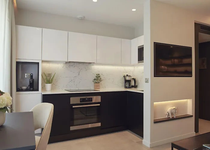 Roi De Sicile - Rivoli מלון דירות 4*