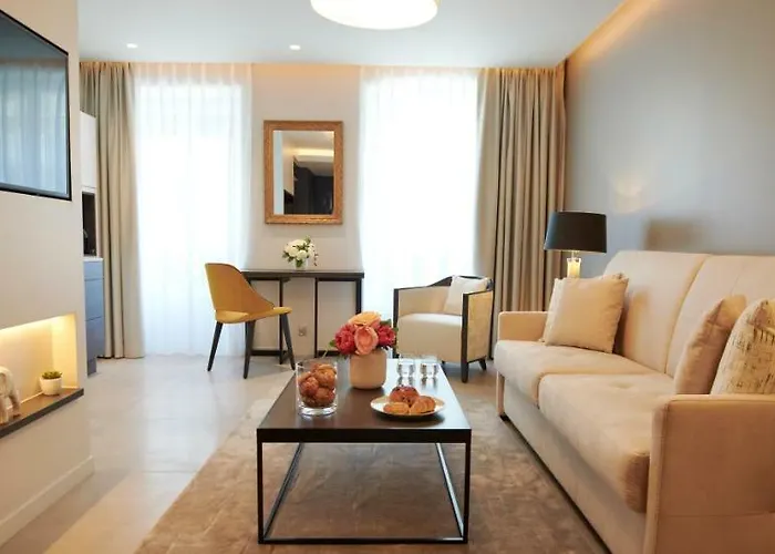 Roi De Sicile - Rivoli מלון דירות