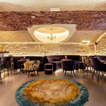 Roi De Sicile - Rivoli -- Luxury Paryż