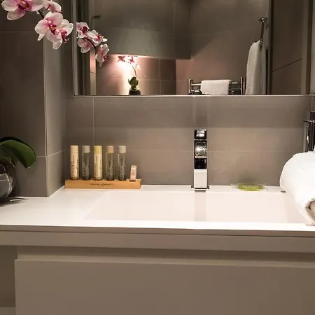 Hotel apartamentowy Roi De Sicile - Rivoli -- Luxury 4*