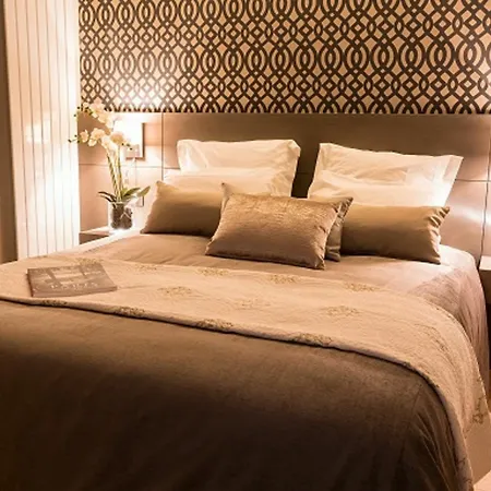 Hotel apartamentowy Roi De Sicile - Rivoli -- Luxury