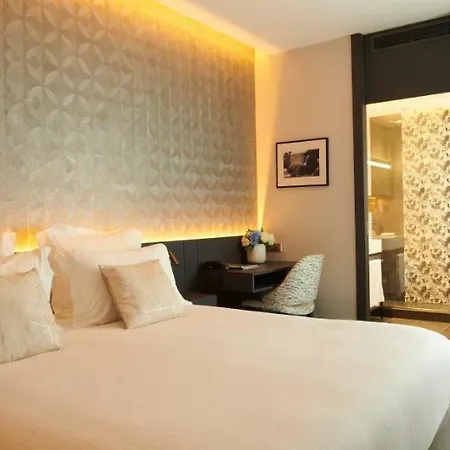 Hotel apartamentowy Roi De Sicile - Rivoli -- Luxury Paryż