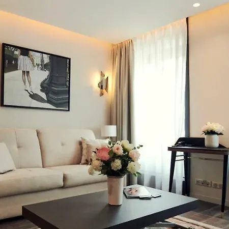 Roi De Sicile - Rivoli -- Luxury Paryż