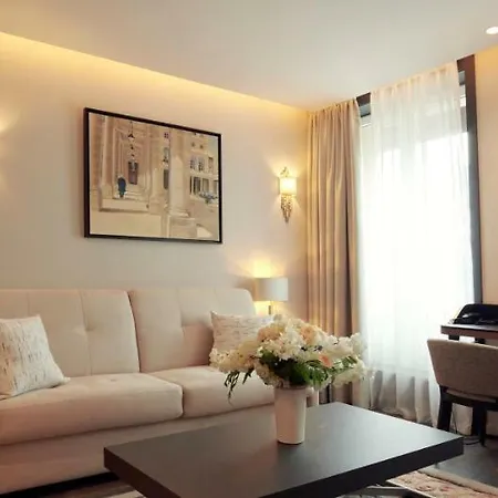 Roi De Sicile - Rivoli -- Luxury Paryż