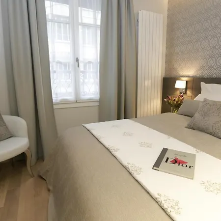 Hotel apartamentowy Roi De Sicile - Rivoli -- Luxury 4*