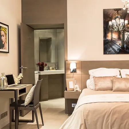 Hotel apartamentowy Roi De Sicile - Rivoli Paryż